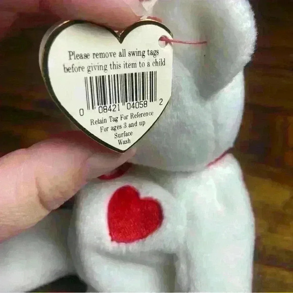 TY Beanie Babies, Valentino, White Valentine Bear with Red heart. Misprinted tag - Picture 4 of 8